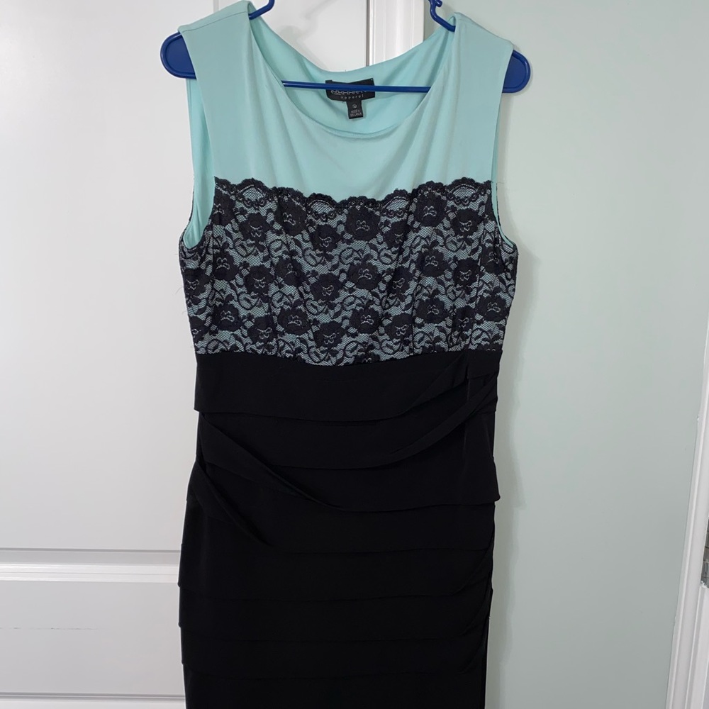 Slimming Teal/Black dress